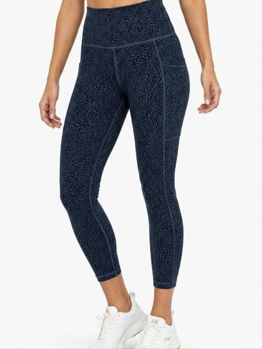 Athleta Salutation Stash 7/8 Leopard Animal Print Leggings Small Black 7/8